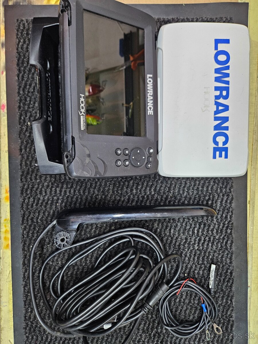 Lowrance Hook Reveal 7TS