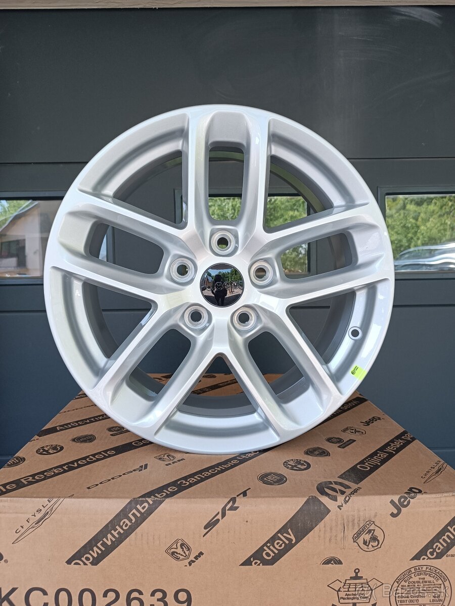 Jeep Grand Cherokee R18