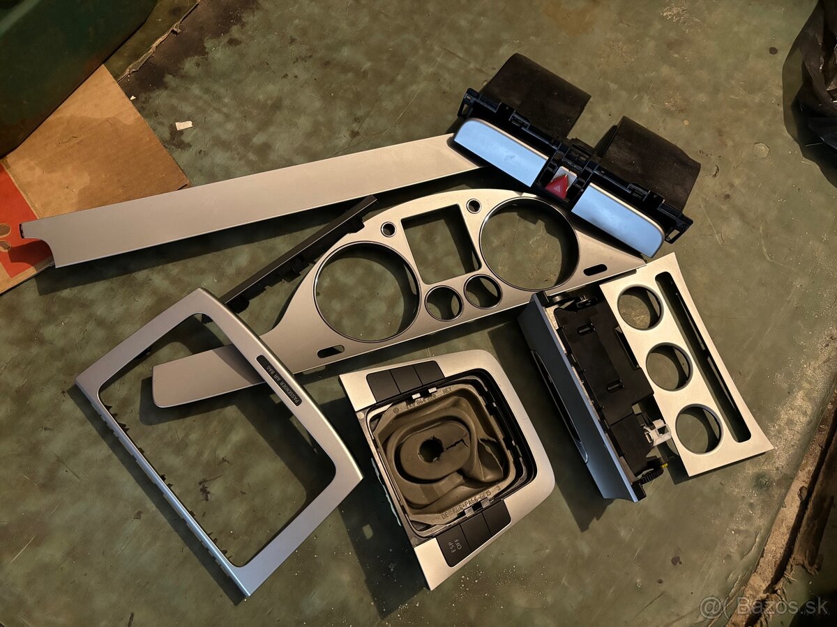 Dekor Volkswagen Passat B6