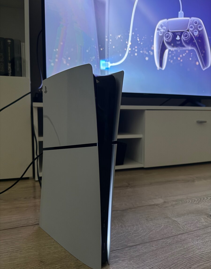 Sony PlayStation 5 Slim Digital Edition + ovládač PS5