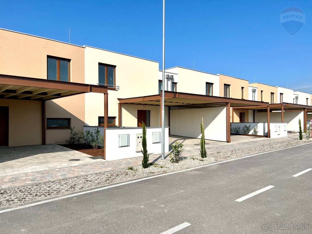 Predaj: Rodinný dom, Dunajská Streda, 5 izieb, ÚP 105 m2, zá