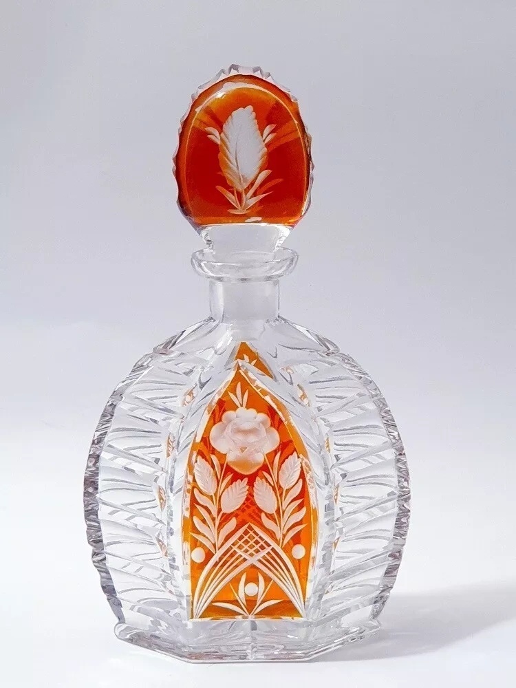 RELIKVIAR KARAFA ART DECO