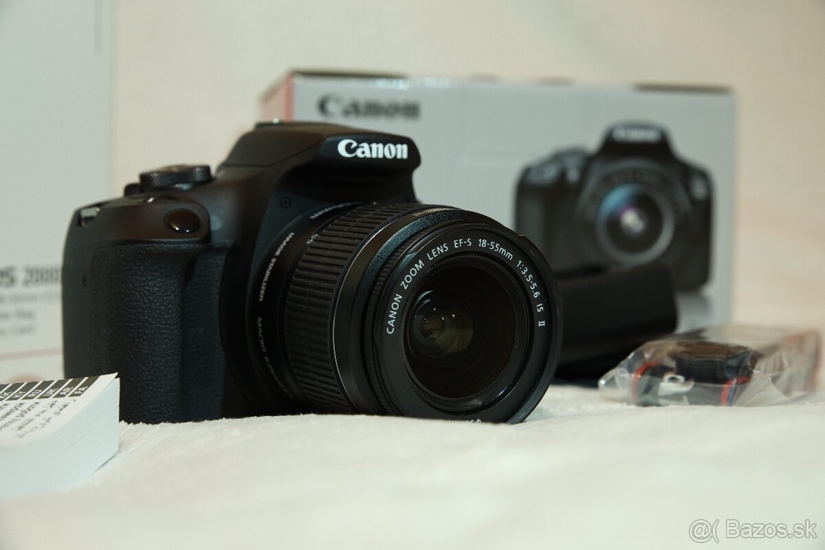 Fotoaparát CANON EOS 2000D + EF-S 18-55mm