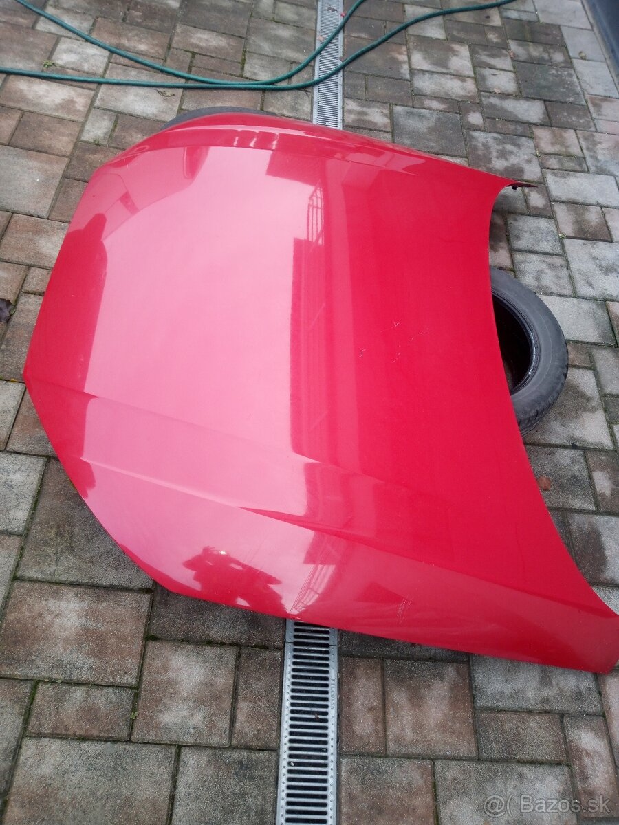 PREDAM PREDNU KAPOTU AUDI A4 18-