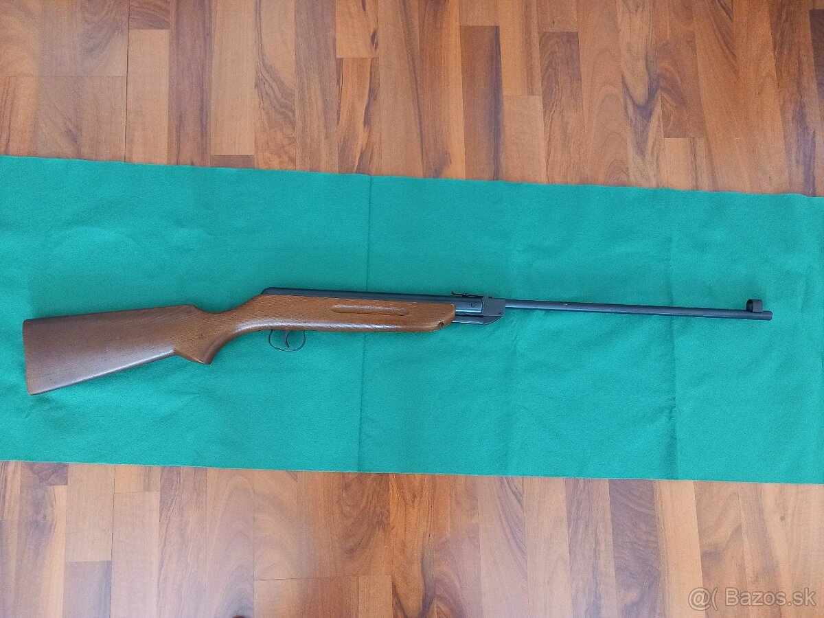 Vzduchova Slavia 620