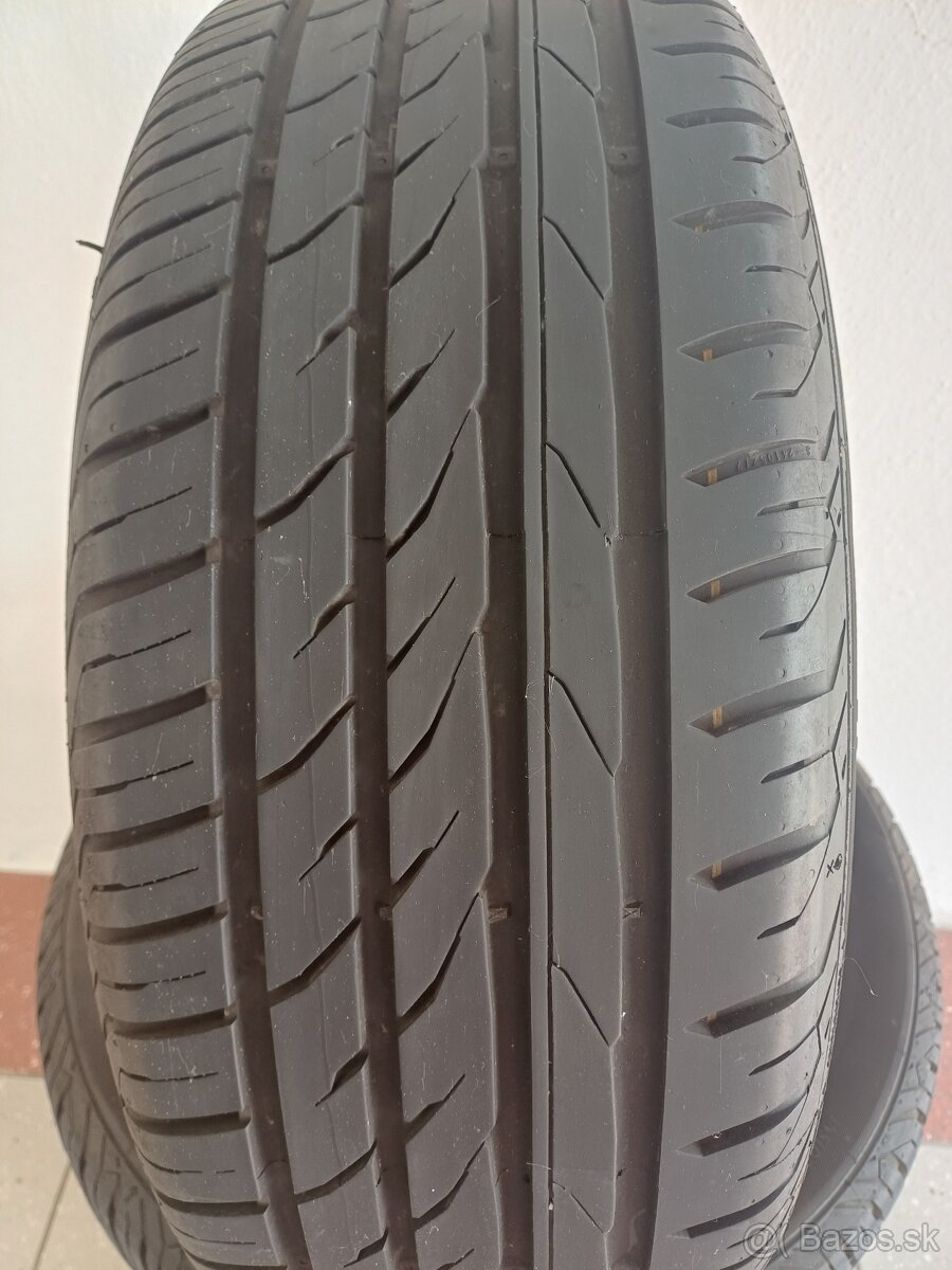215/55 r17