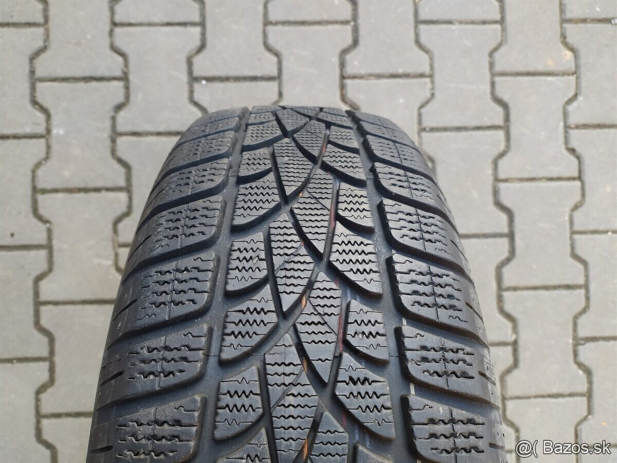 Zimné pneu Dunlop SP WinterSport 3D 215/60 R17