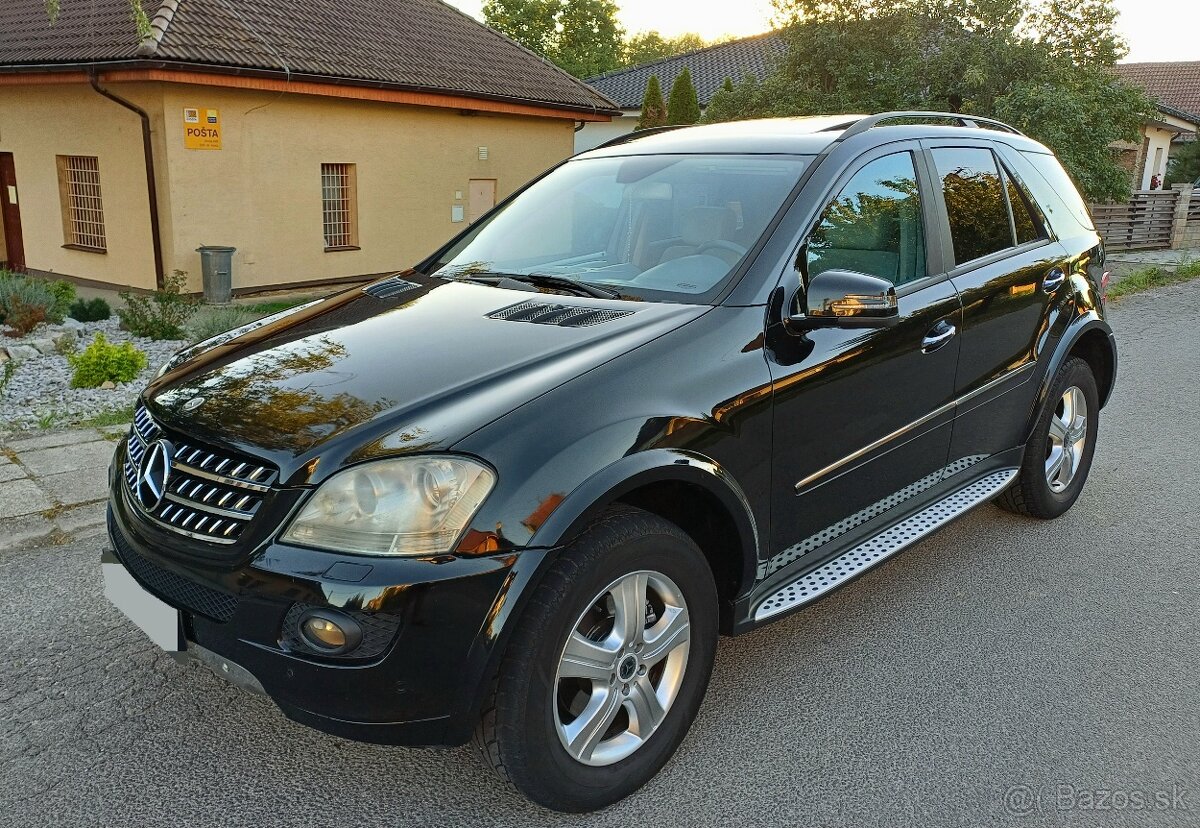 Mercedes Benz M-Trieda ML 320CDi 165KW 4-Matic 7-A/T SUV