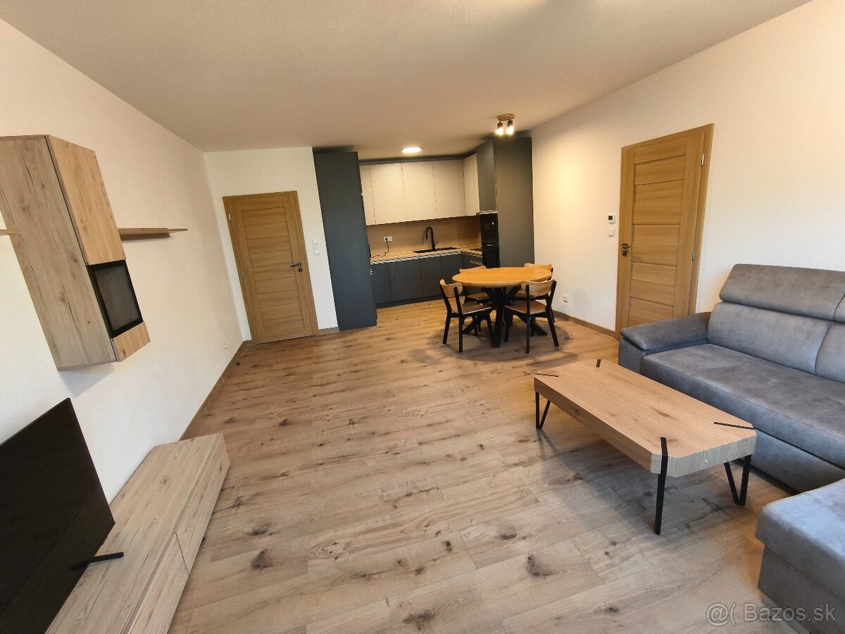 Prenájom 3 izbového bytu