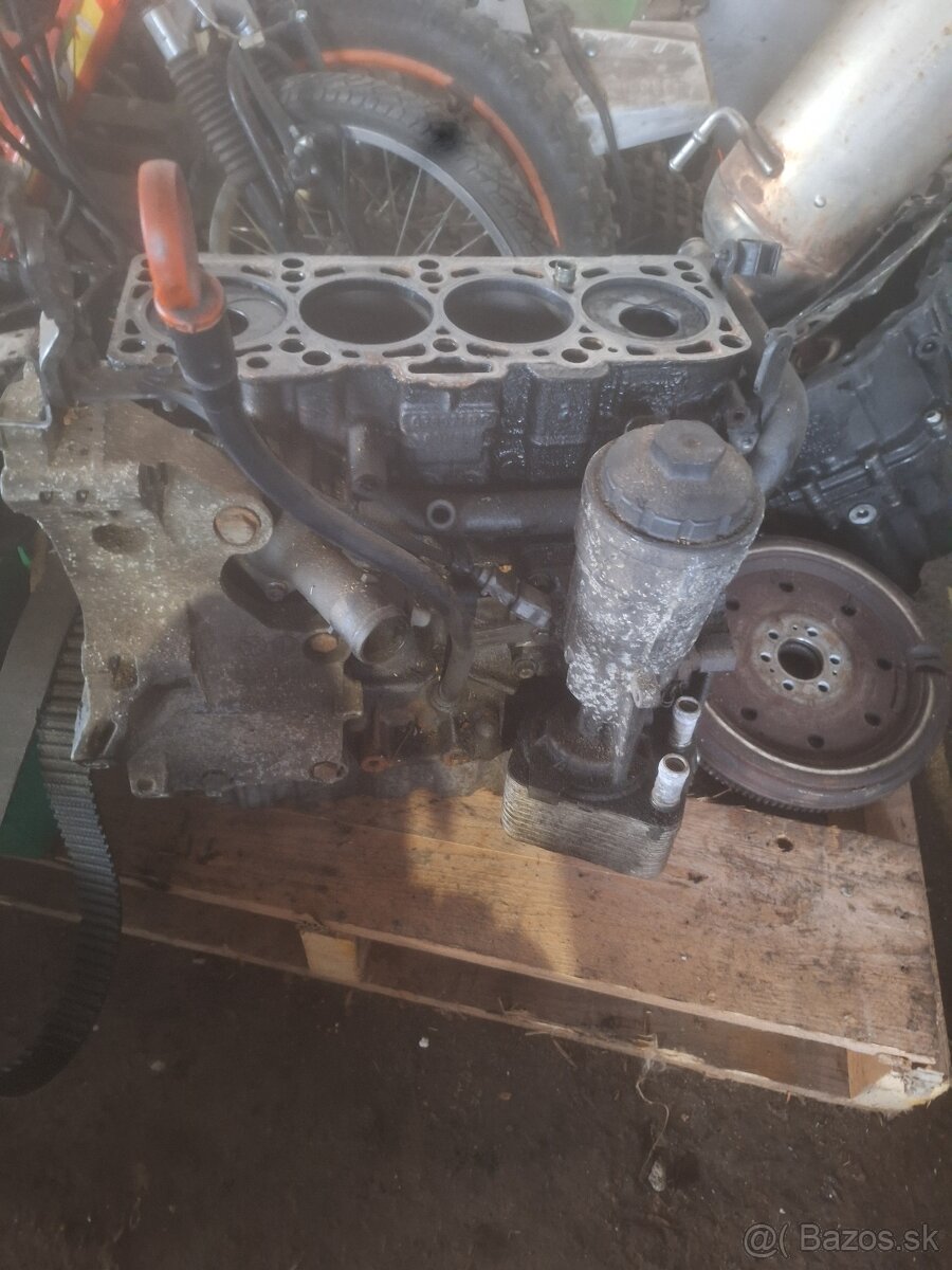 Blok motora 2.0 tdi BMM vw audi
