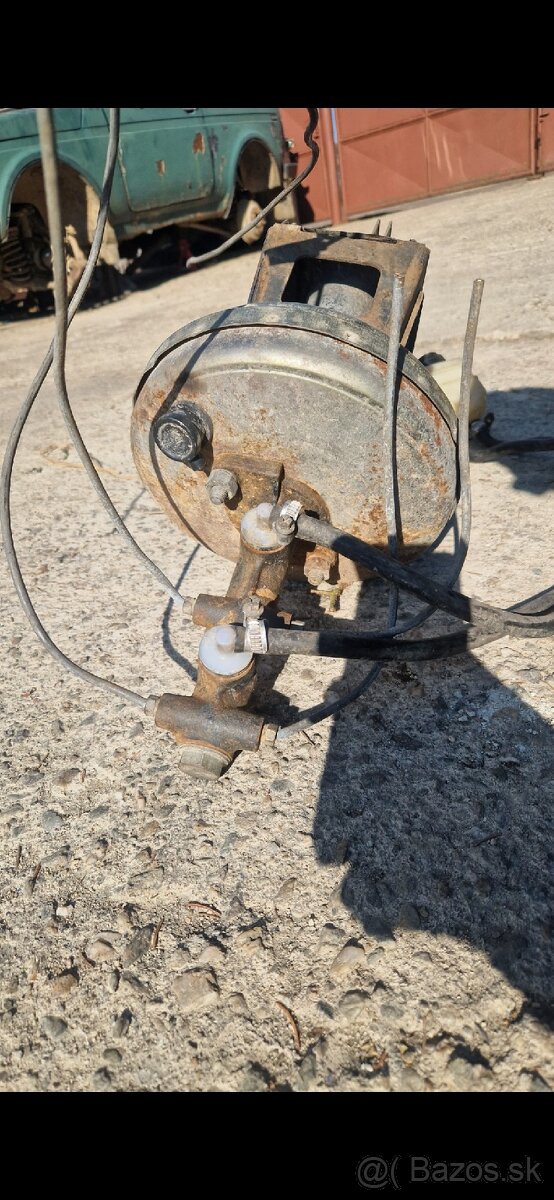 Lada niva 1.7 posilovač brzd