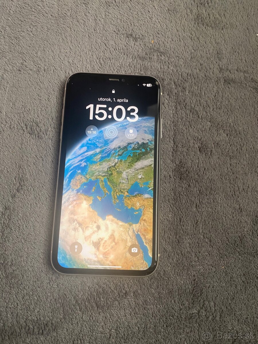 iPhone 11 64GB