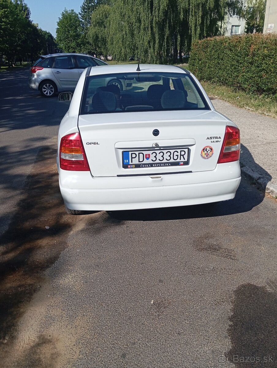 predam opel asta 1.4benzin