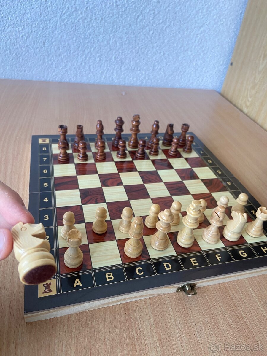 Kvalitná hracia súprava dámy, šachu a backgammonu