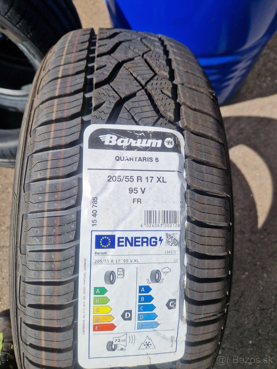 205/55,R17 celoročne barum