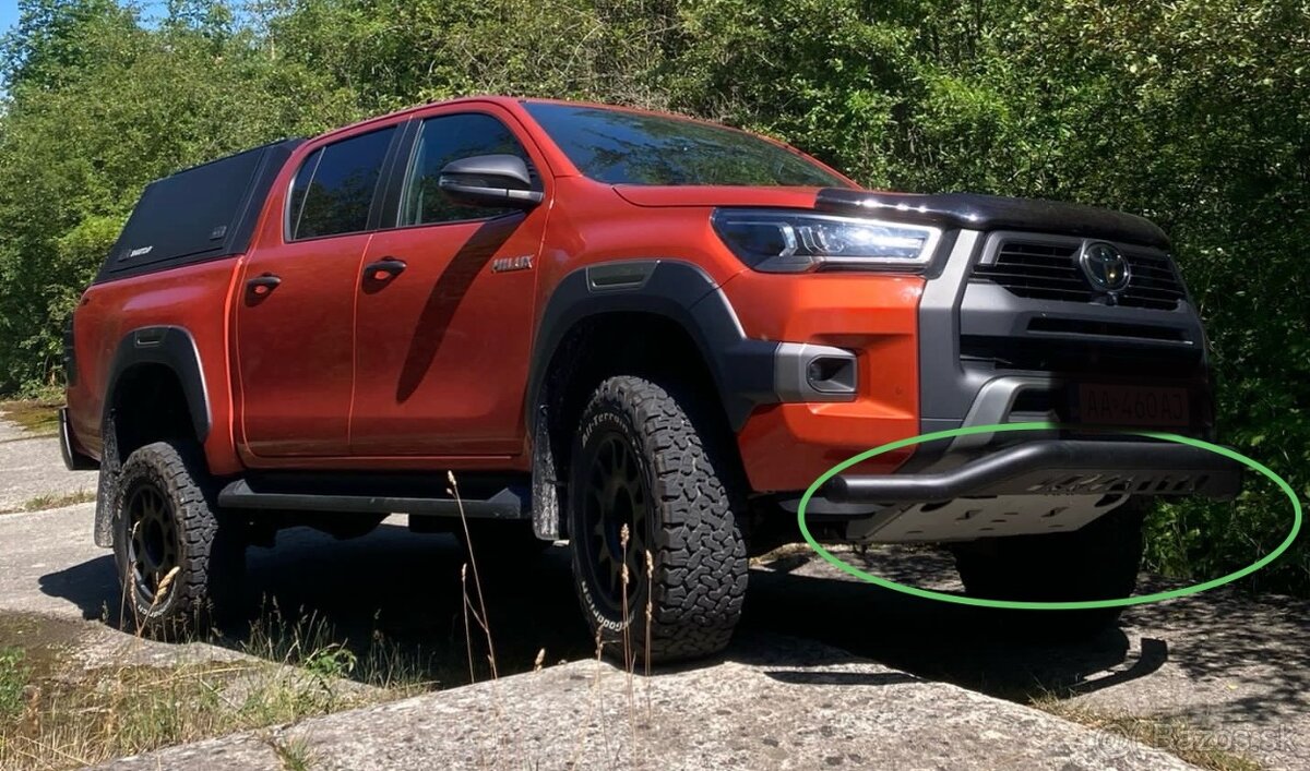 TOYOTA HILUX RIVAL kryt motore + predný ochranný rám