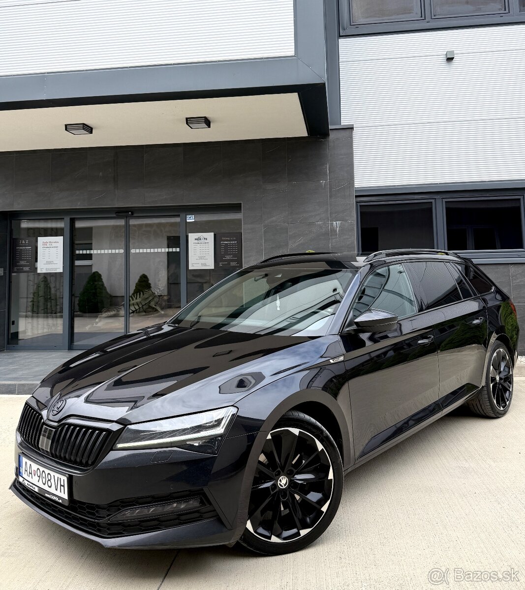 Skoda Superb Sportline 2.0TDI 140Kw Black Packet/Matrix/ACC