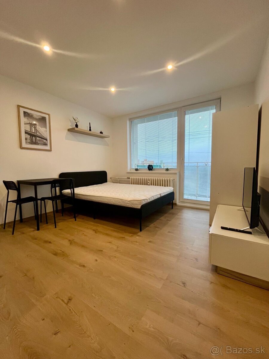 Prenájom zrekonštruovanej garsónky