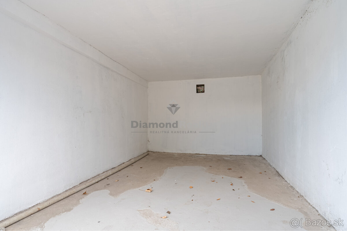 NA PREDAJ GARÁŽ NA ULICI BELANSKÁ, KOŠICE - STARÉ MESTO