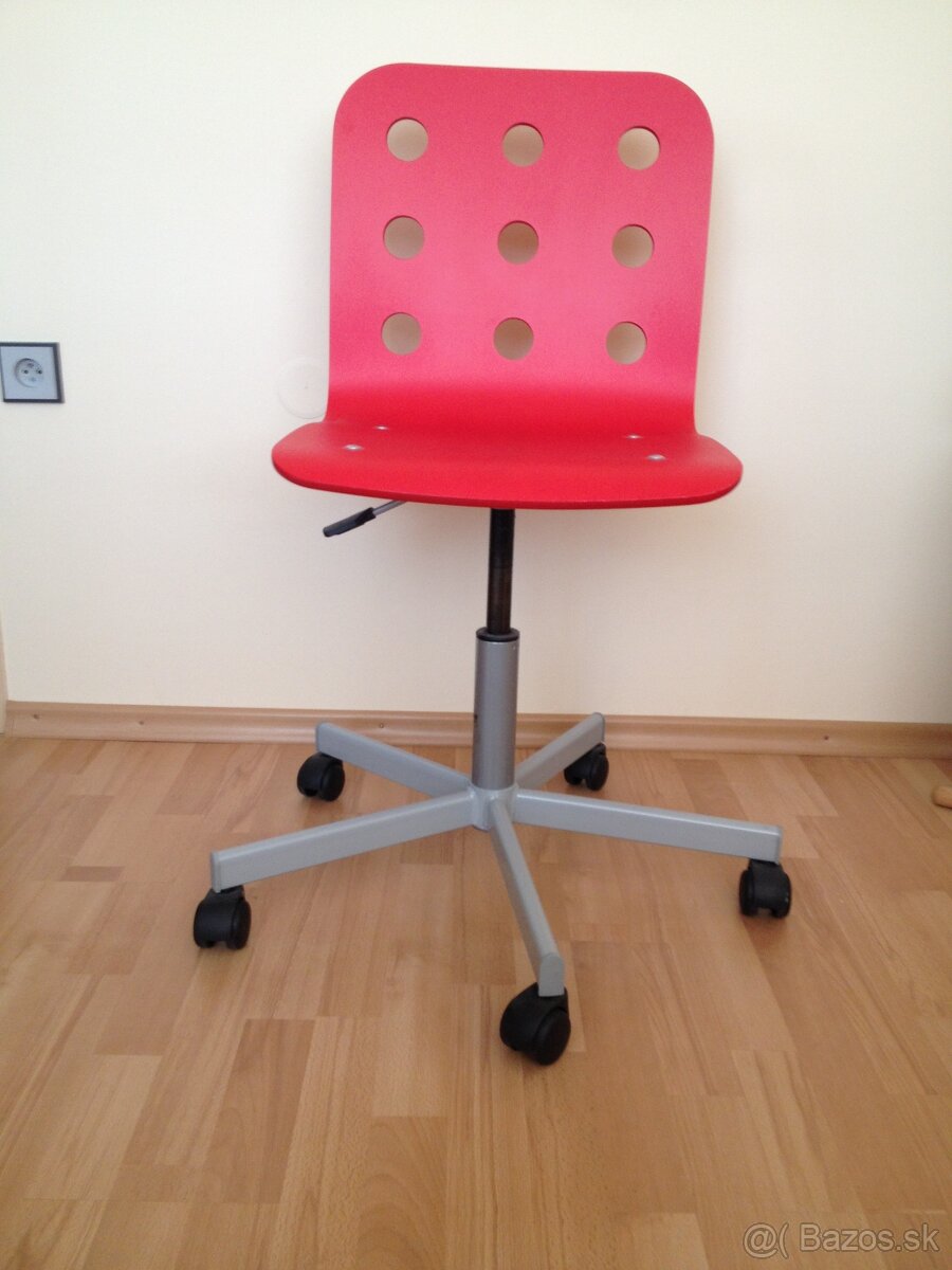 Stolička IKEA