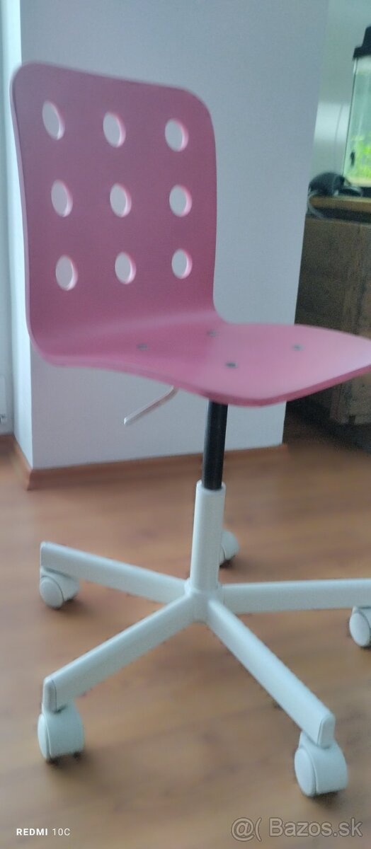 IKEA stolička
