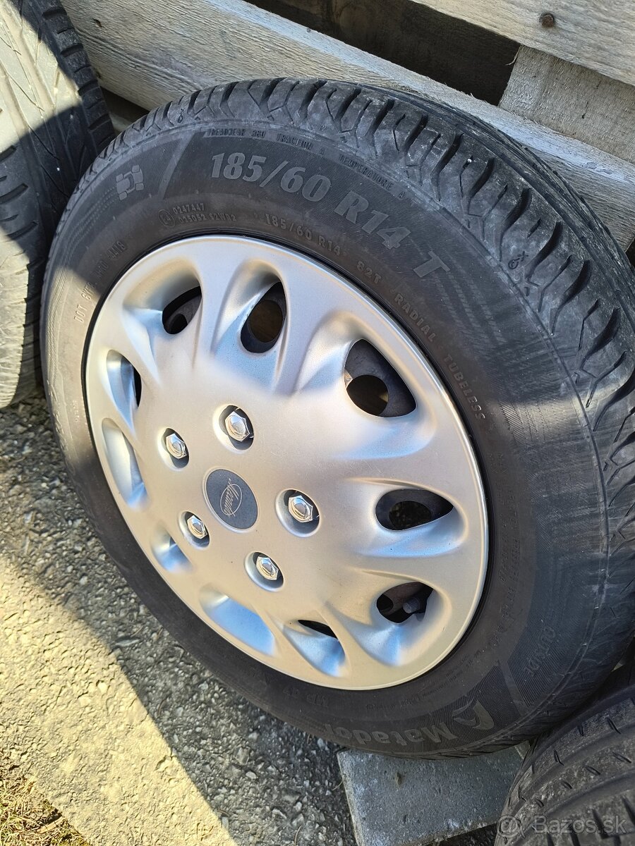 Predám plechové disky na Opel Corsa aj s pneu 185/60 r 14