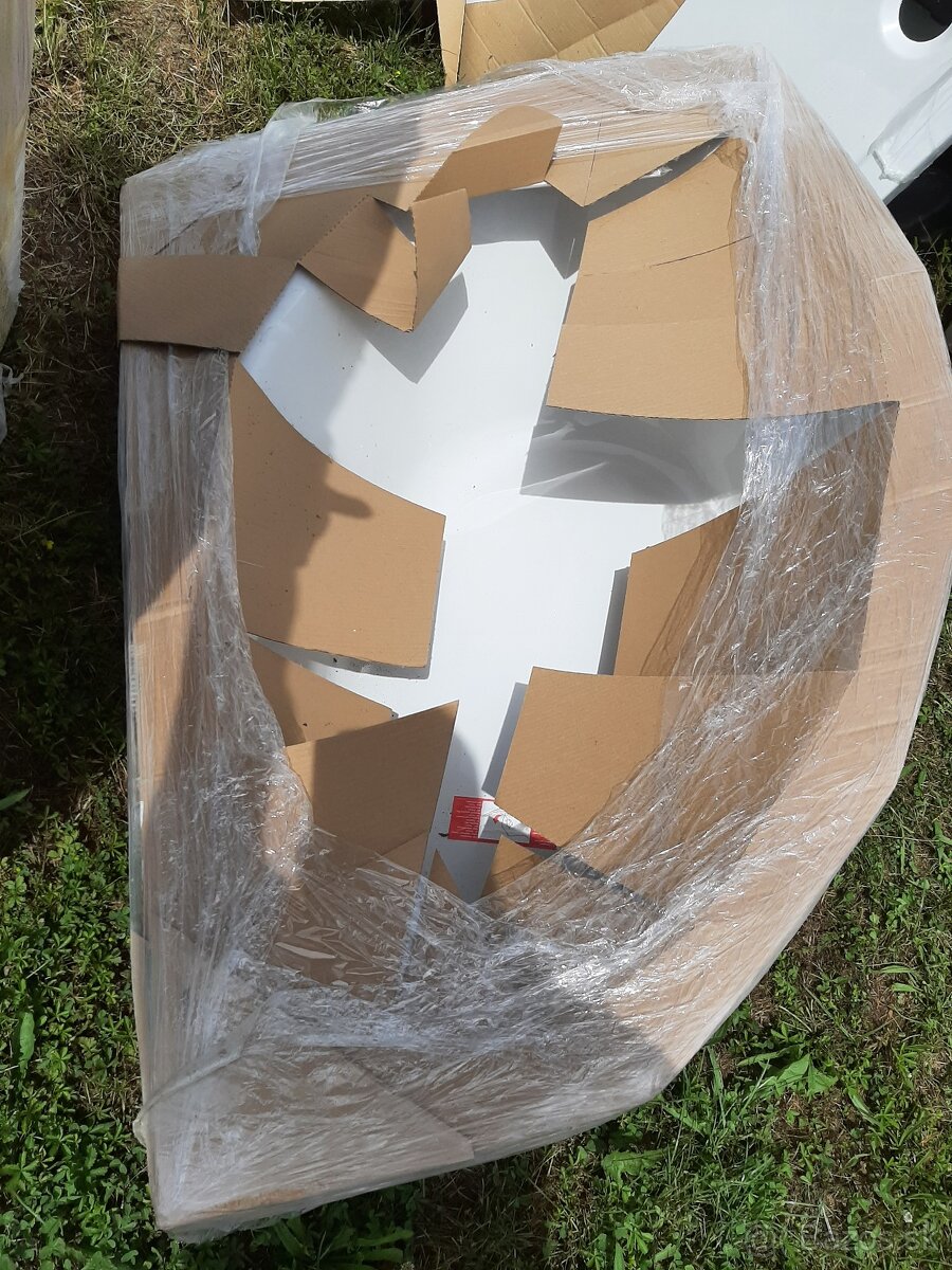 ROHOVÁ VAŇA NEPOUŽITÁ za 1/2 ceny