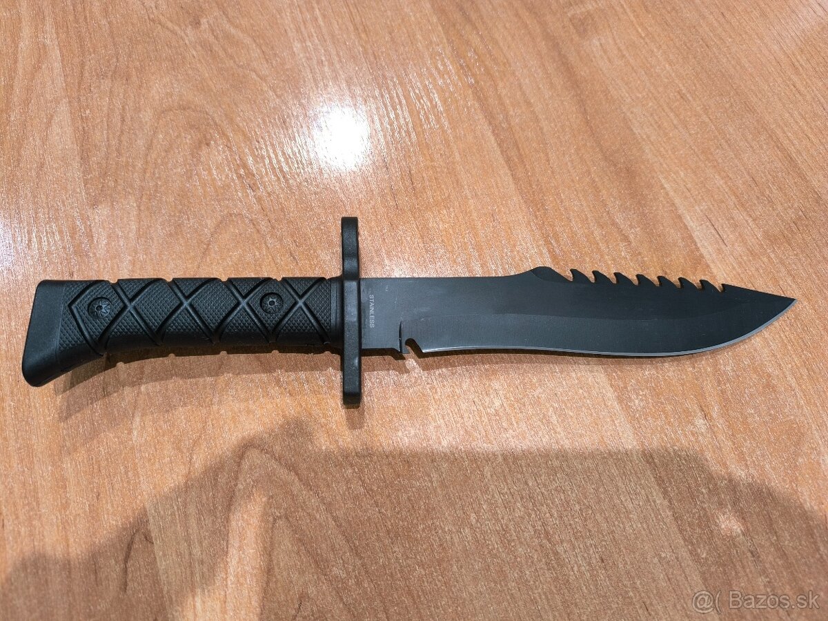 Lovecký nôž sck.