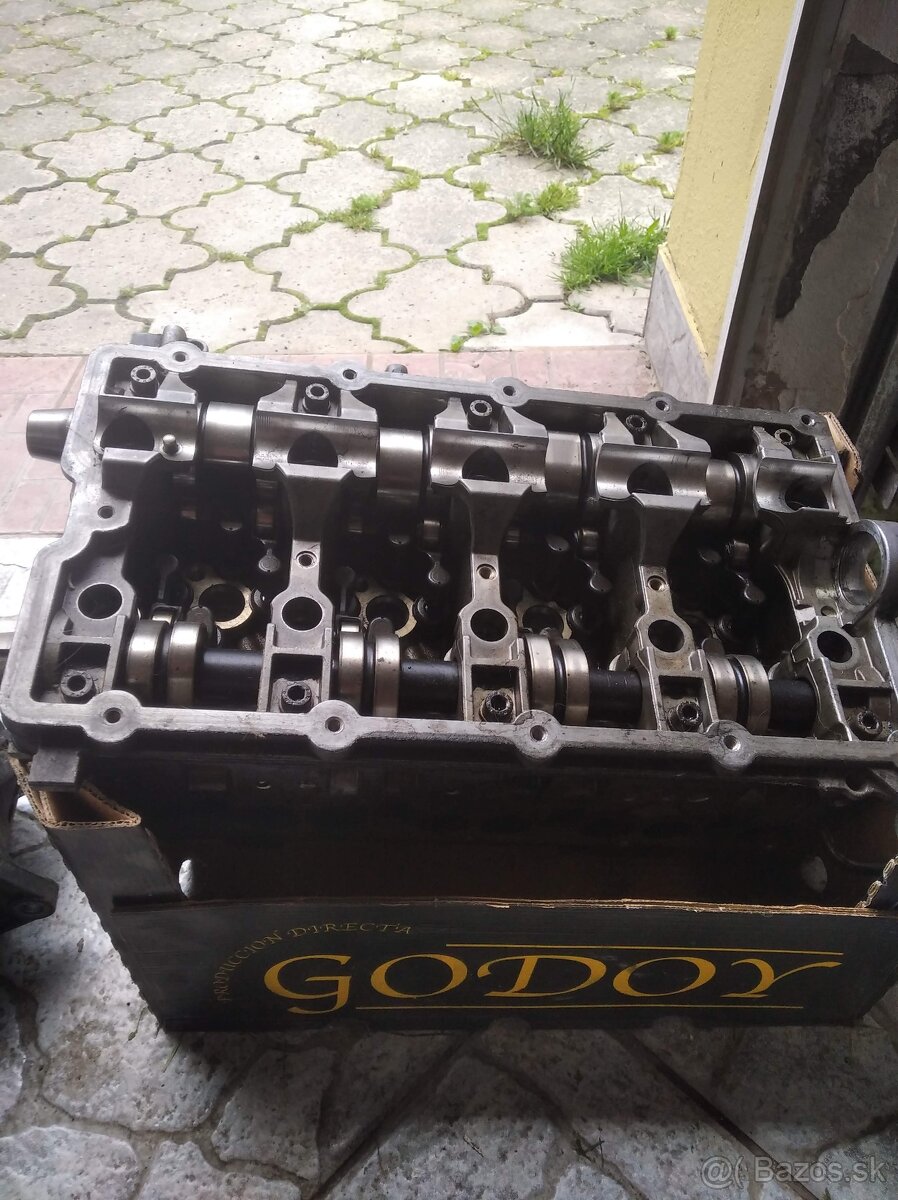 hlava motora + vačky 2.0TDI BKP zrovnana