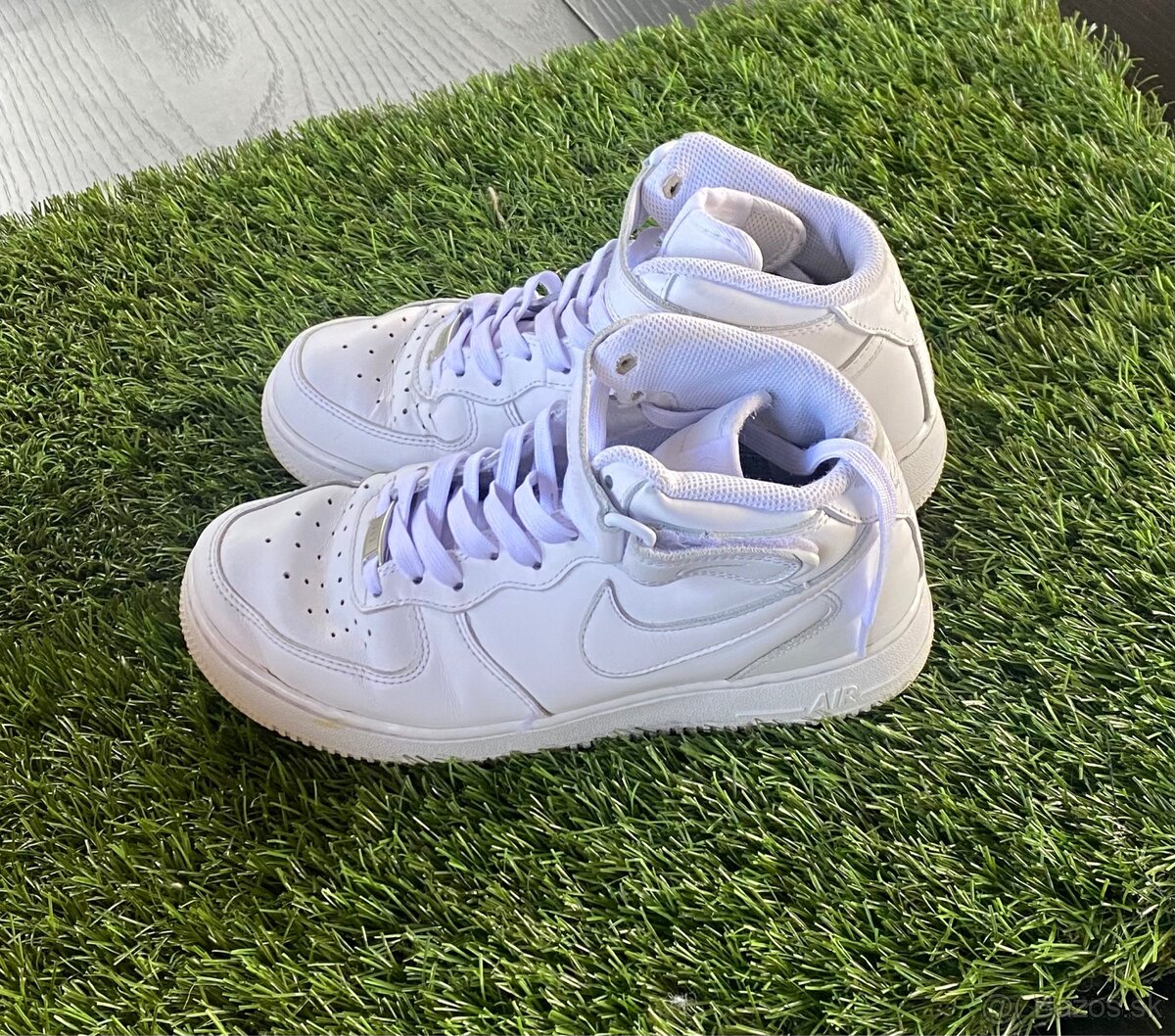 Nike, New Balance, Jordans 39(24,5 cm)
