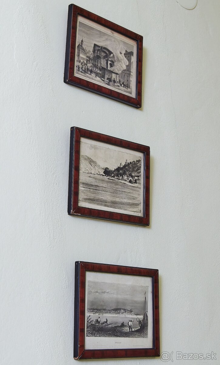 Sada 3 starých grafík v mahagónových rámoch (19. storočie)