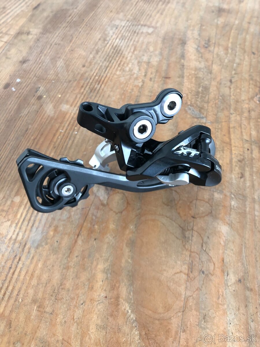 Prehadzovačka Shimano XT M781