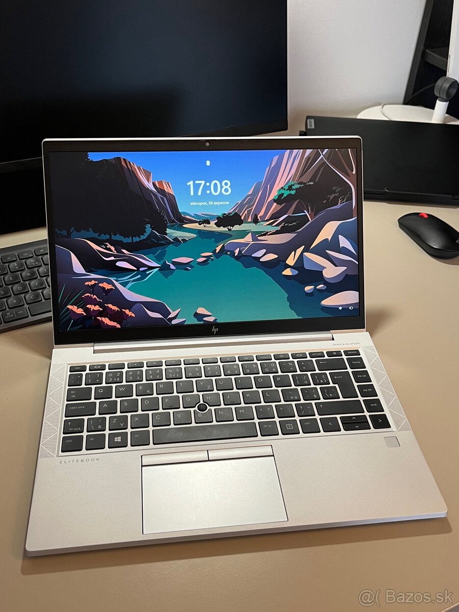 Počítač HP Elitebook mt46 (Windows 11)