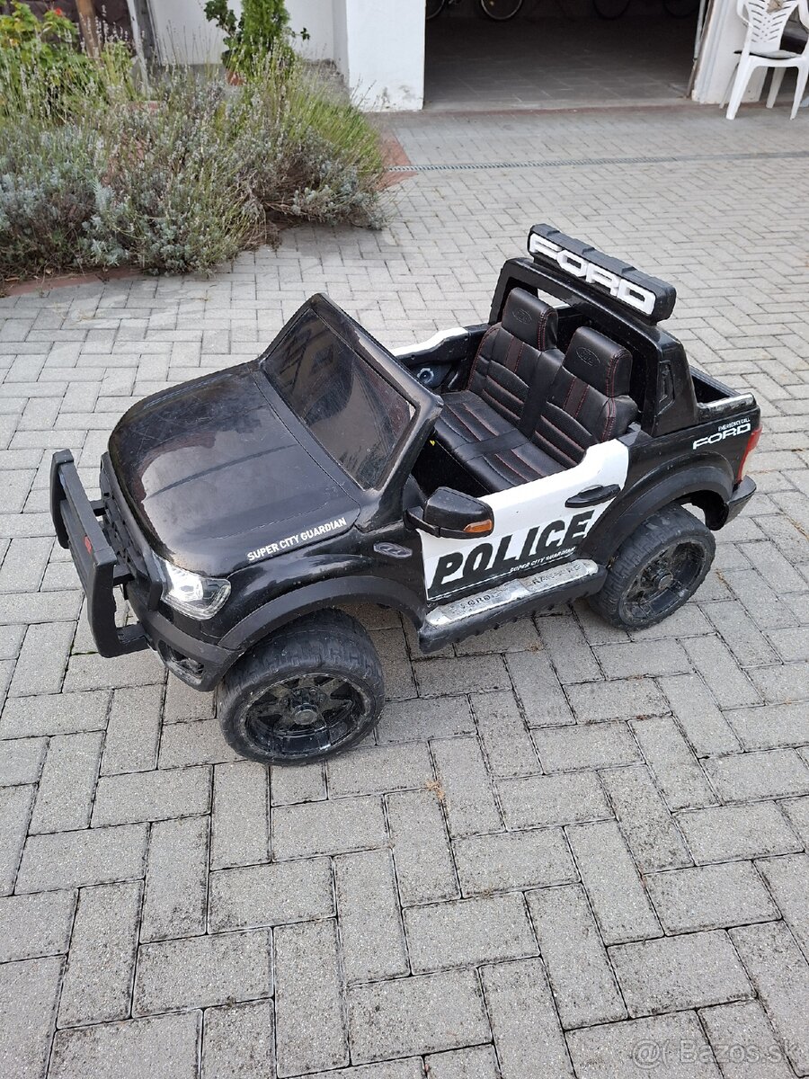 Detské elektrické auto