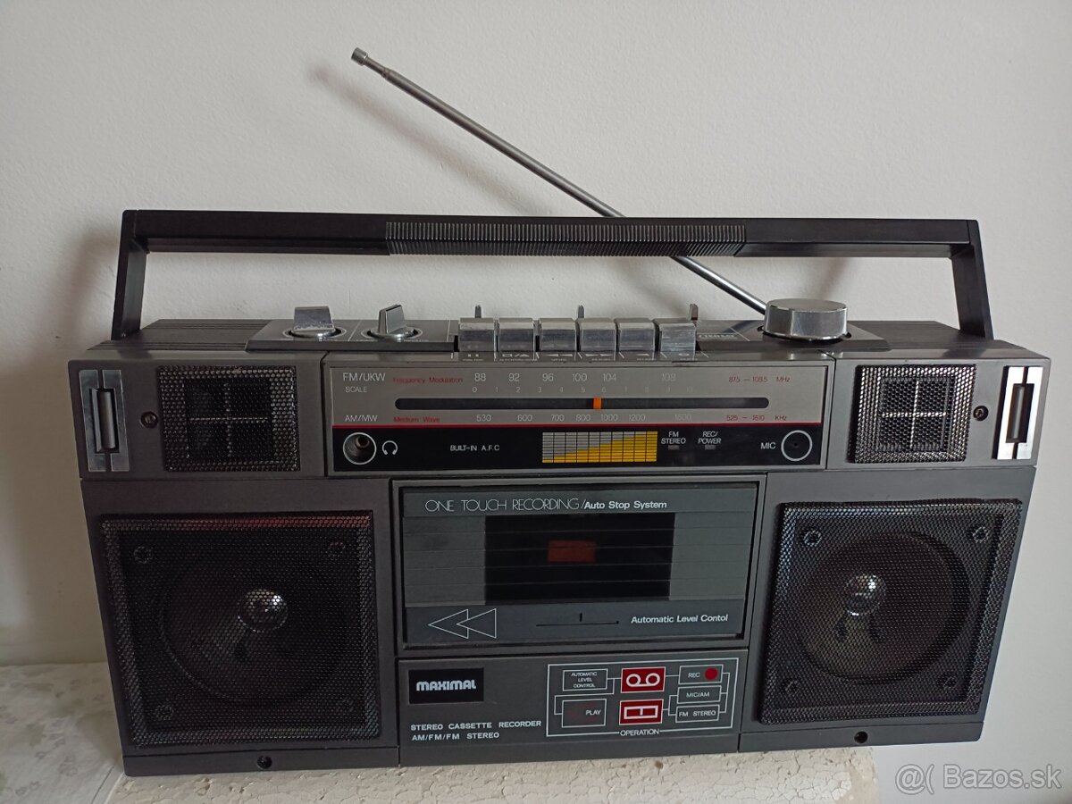 Maximal 8702, radiomagnetofon retro kazeťák
