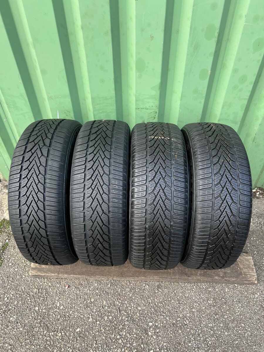 Zimné pneumatiky semperit 205/60R16