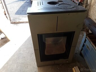 Predam krbovu pec s vymenikom