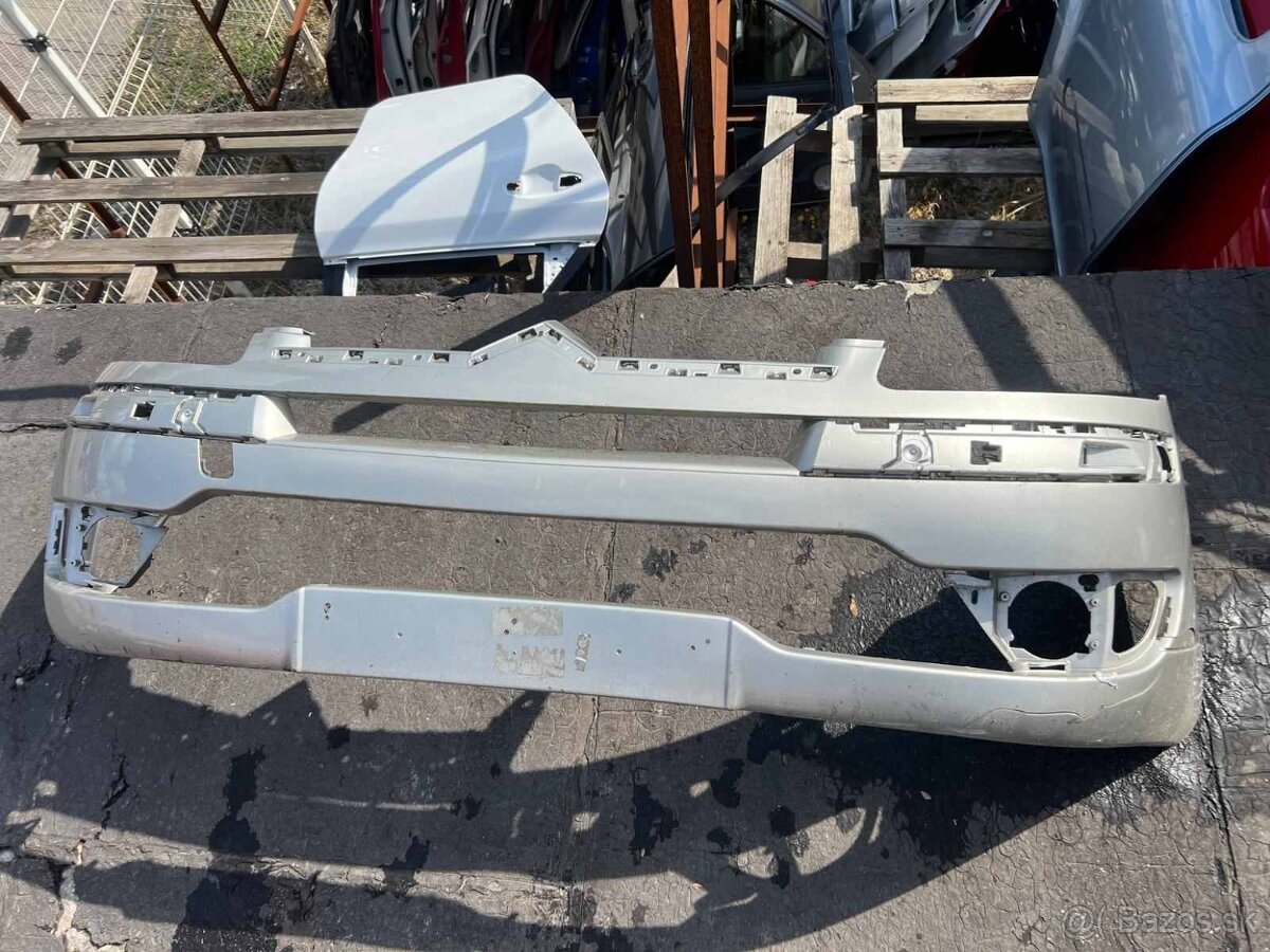 Predny naraznik Citroen C4