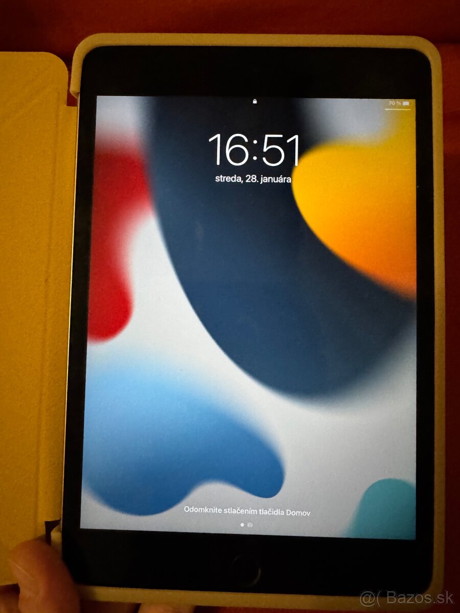 iPad mini 4 - 128GB top stav