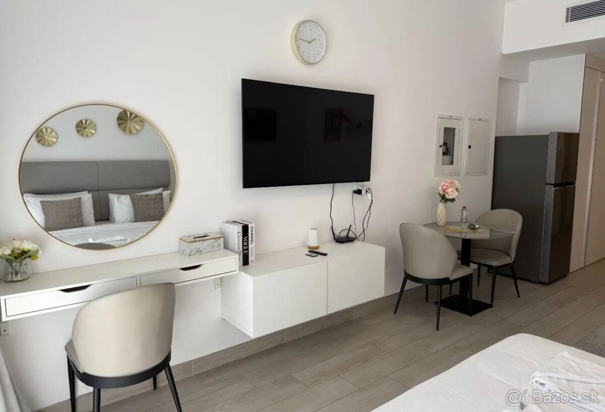 Dubaj - JVC - Garzonka