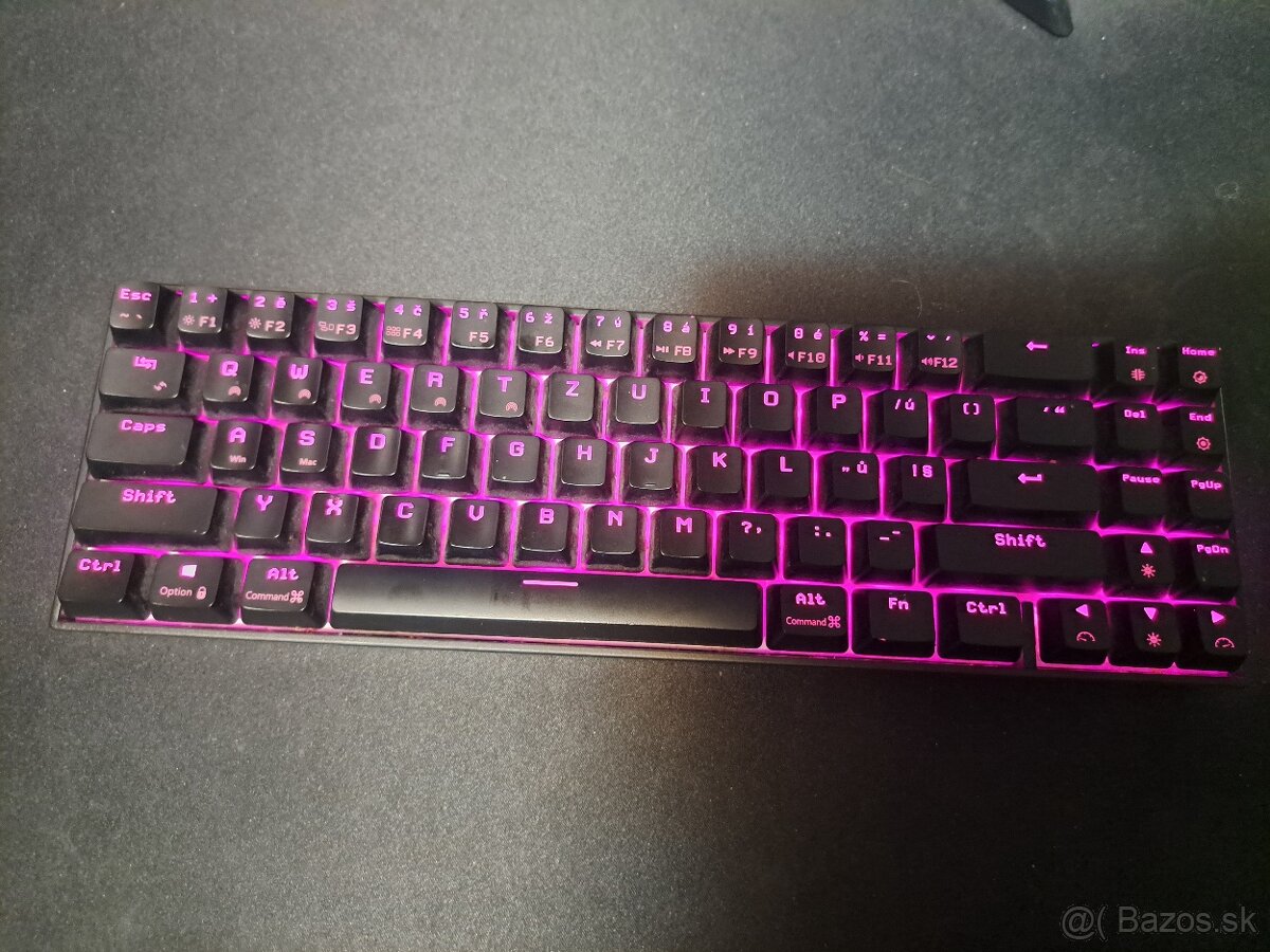 Predám hernú klávesnicu CZC Gaming GK750 (model Halfiling).