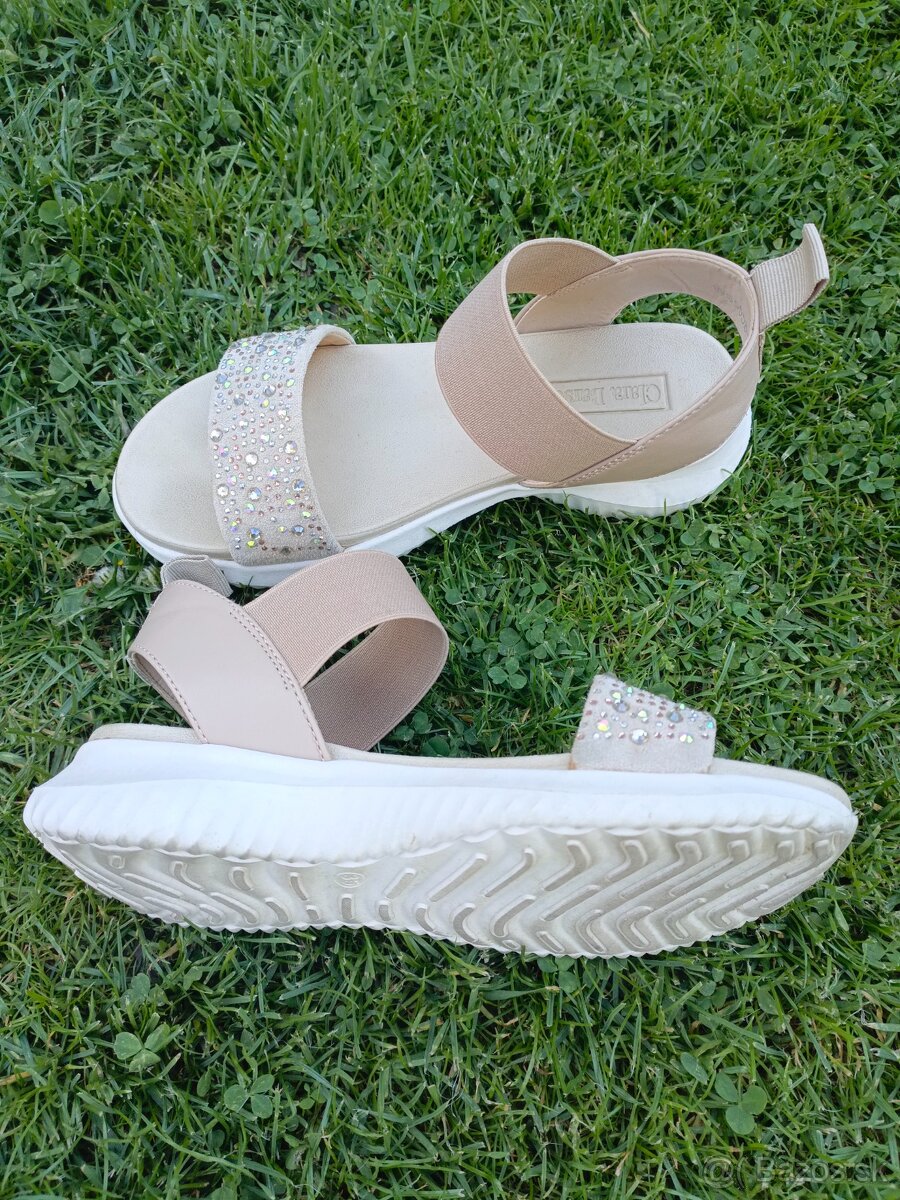 Sandale