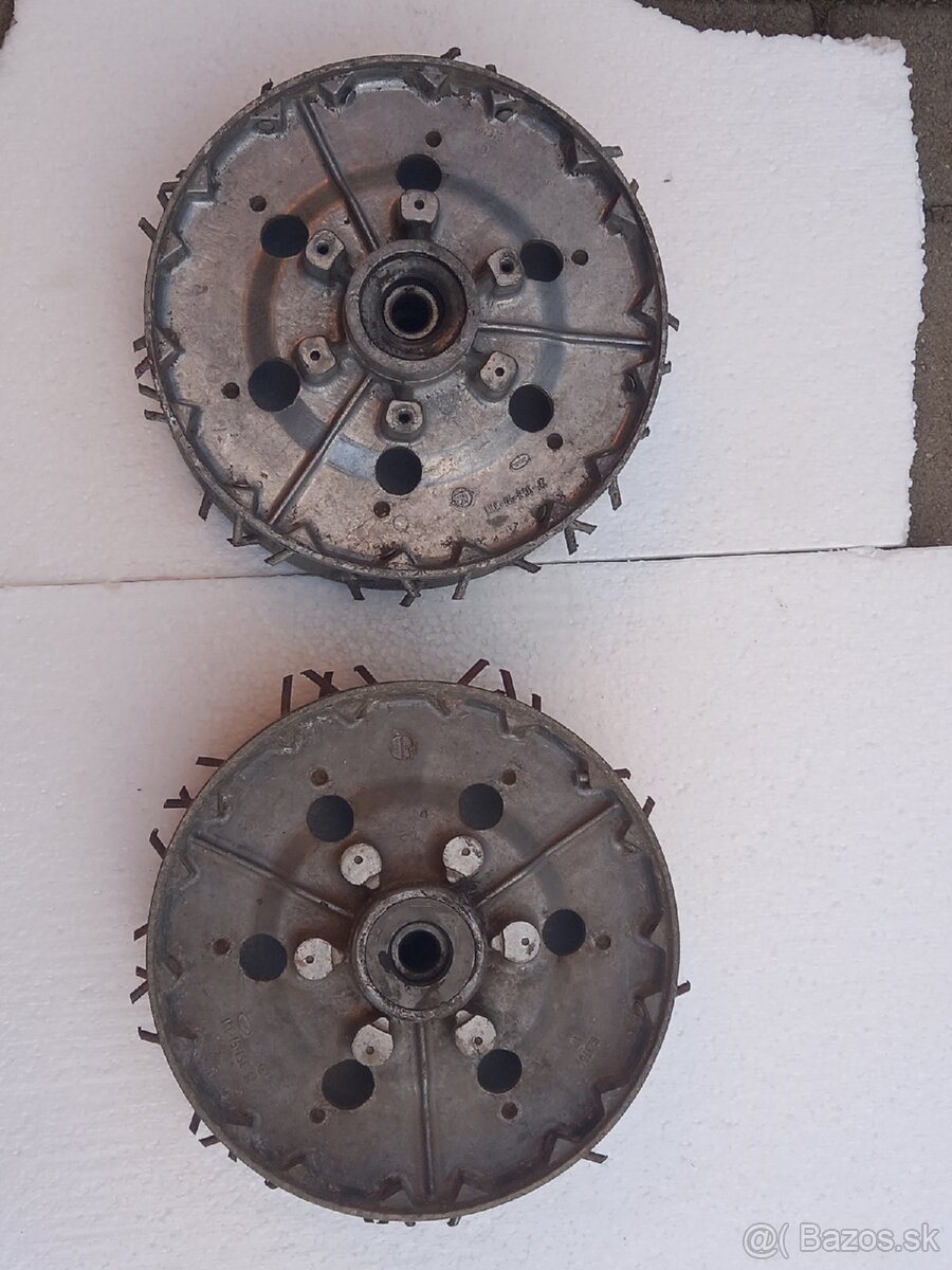 Jawa 250 350 Kývačka