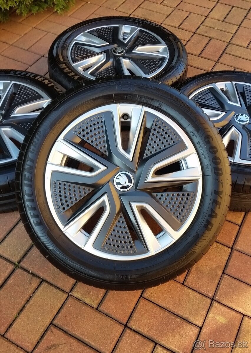 Alu disky + pneu (originál Škoda)