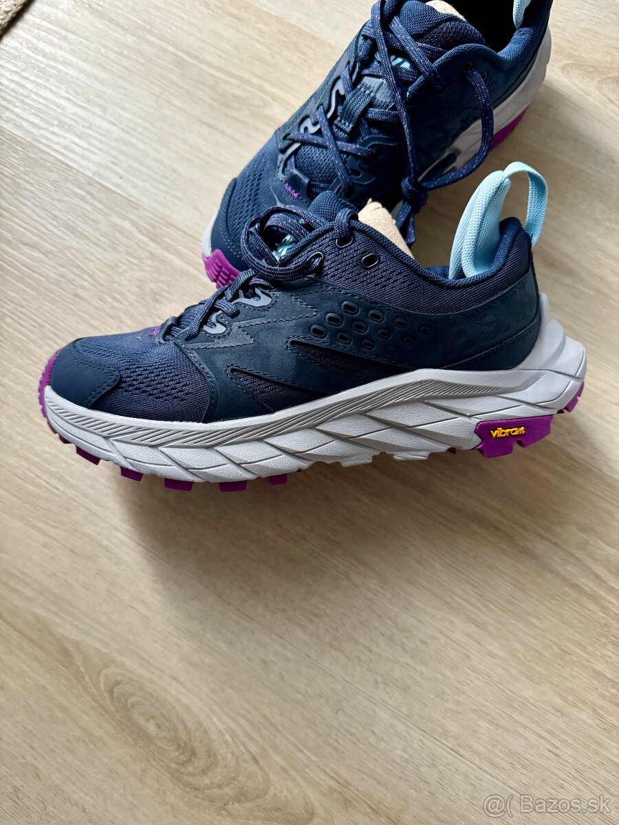 Hoka tenisky 38