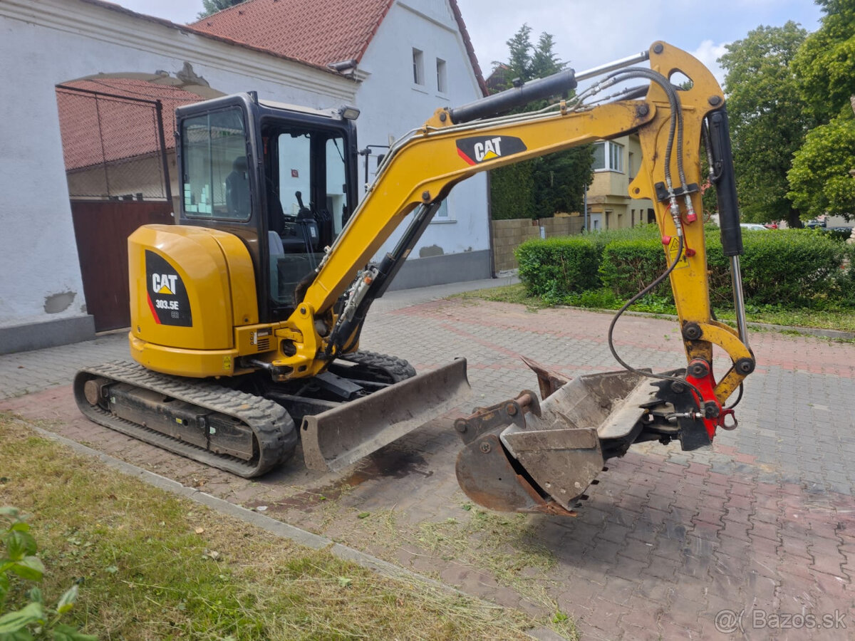 Pásový bagr Minibagr Caterpillar CAT 303.5 ECR r.v2017