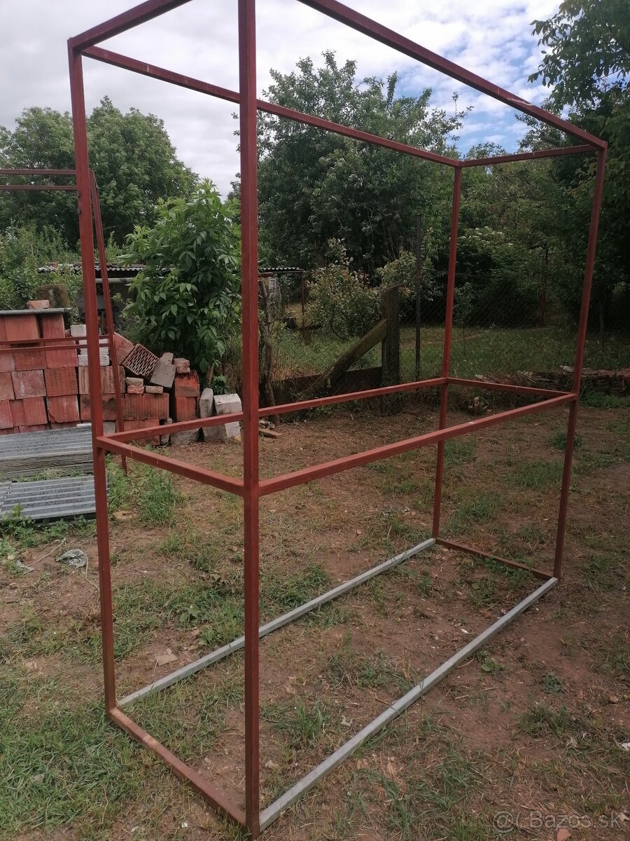 Predám dva rámy na voliery