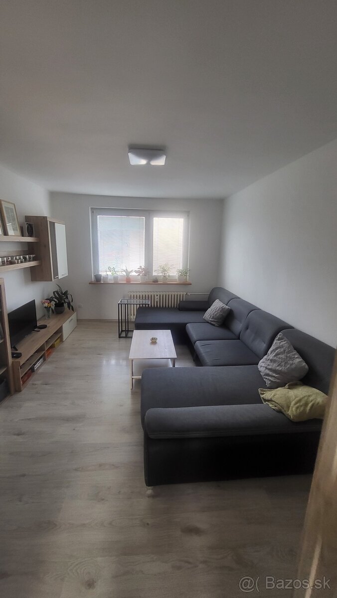 Prenajom 3 izboveho bytu ul. Bedricha Smetanu - Trnava