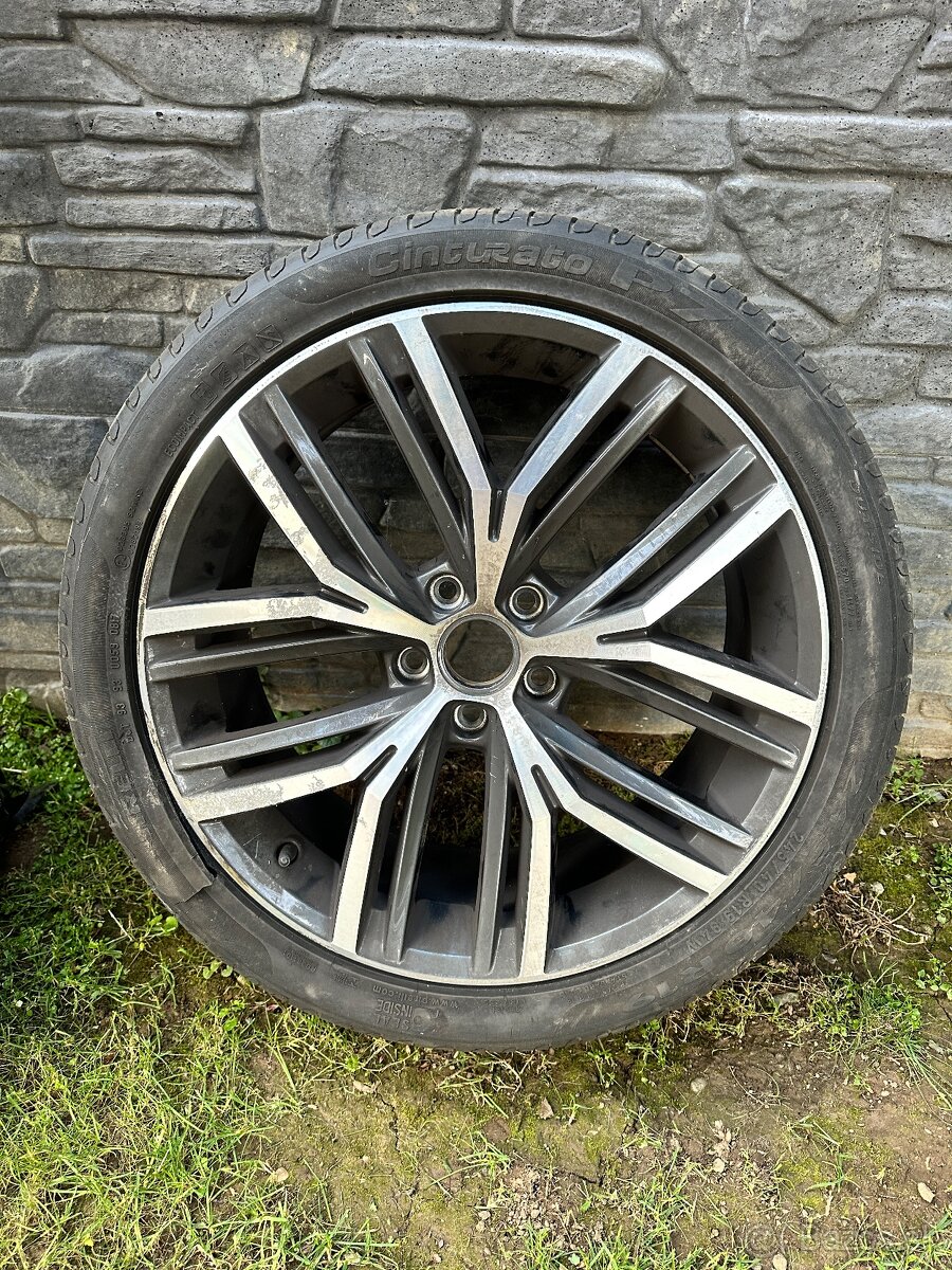 Disk elektrón VW R19