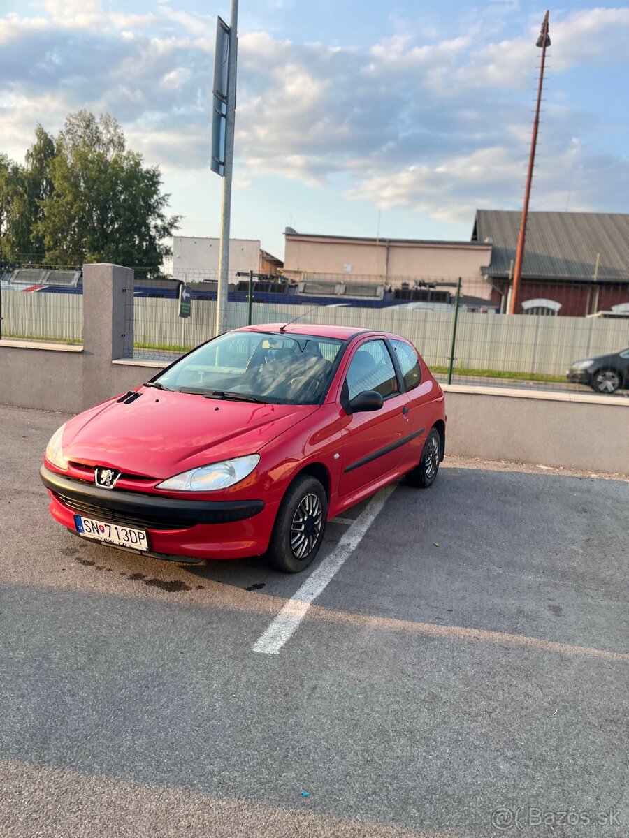 Peugeot 206 1.1i benzín 44 kW